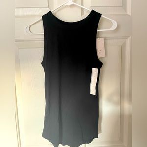 Women’s a ribbed high neck tank top